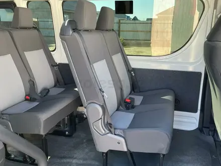 Toyota Hiace 2019 года за 26 000 000 тг. в Атырау – фото 8