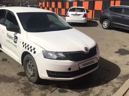 Skoda Rapid 2014 года за 3 500 000 тг. в Уральск – фото 10