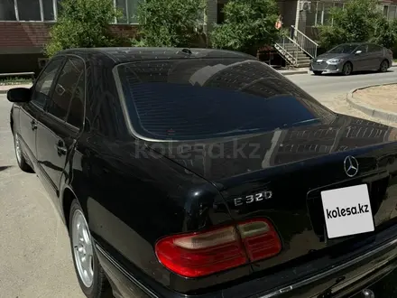Mercedes-Benz E 320 2002 года за 5 000 000 тг. в Атырау – фото 3