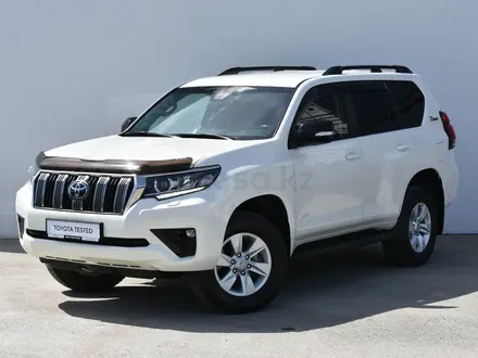 Toyota Land Cruiser Prado 2021 года за 24 700 000 тг. в Атырау