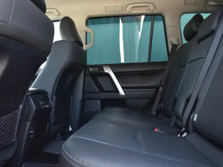 Toyota Land Cruiser Prado 2021 года за 24 700 000 тг. в Атырау – фото 16