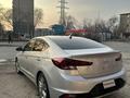 Hyundai Elantra 2018 года за 6 100 000 тг. в Актобе – фото 4