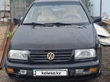 Volkswagen Vento 1997 года за 800 000 тг. в Сарань – фото 3