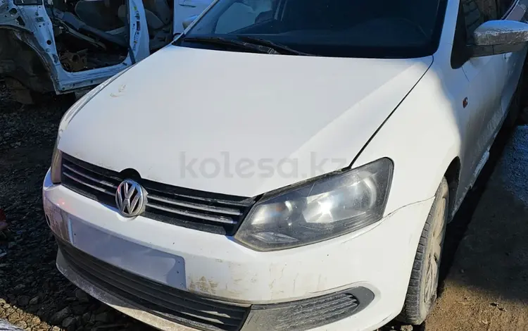 Volkswagen Polo 2013 годаfor1 000 000 тг. в Атырау