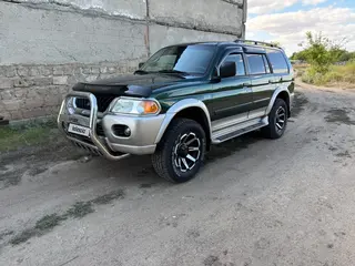 Mitsubishi Montero Sport
