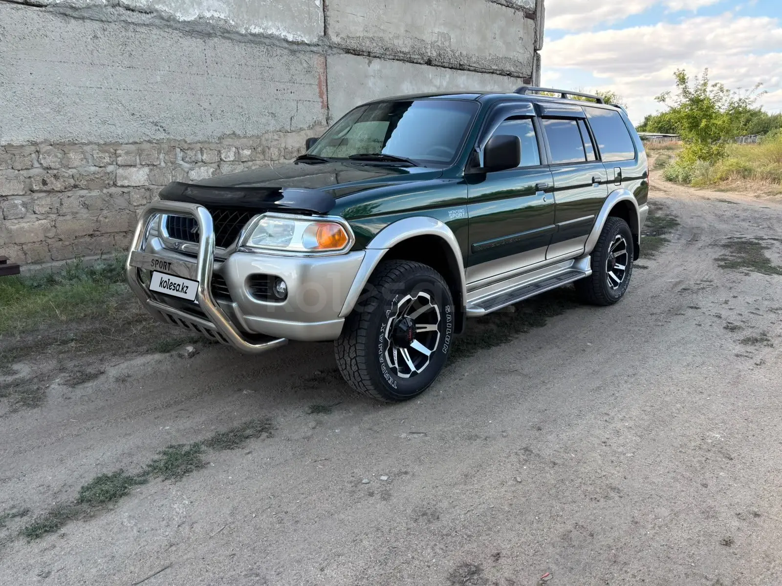 Mitsubishi Montero Sport, 2001