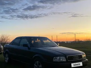 Audi 80
