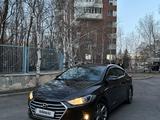 Hyundai Elantra 2018 года за 7 950 000 тг. в Астана