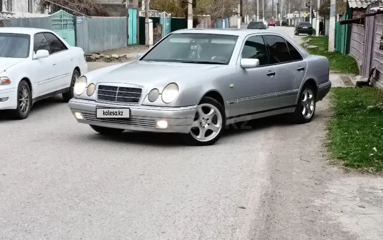 Mercedes-Benz E 230 1996 года за 3 500 000 тг. в Кордай