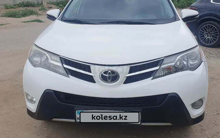 Toyota RAV4 2015 года за 9 700 000 тг. в Актобе