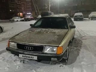 Audi 100