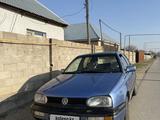 Volkswagen Golf 1992 годаfor1 500 000 тг. в Тараз