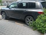 Toyota Highlander 2008 годаүшін8 100 000 тг. в Темиртау – фото 2
