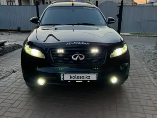 Infiniti FX35