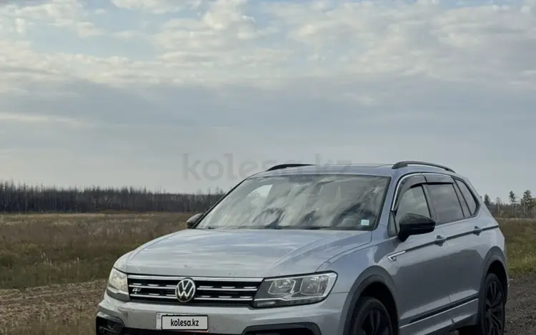 Volkswagen Tiguan 2020 года за 13 000 000 тг. в Алматы