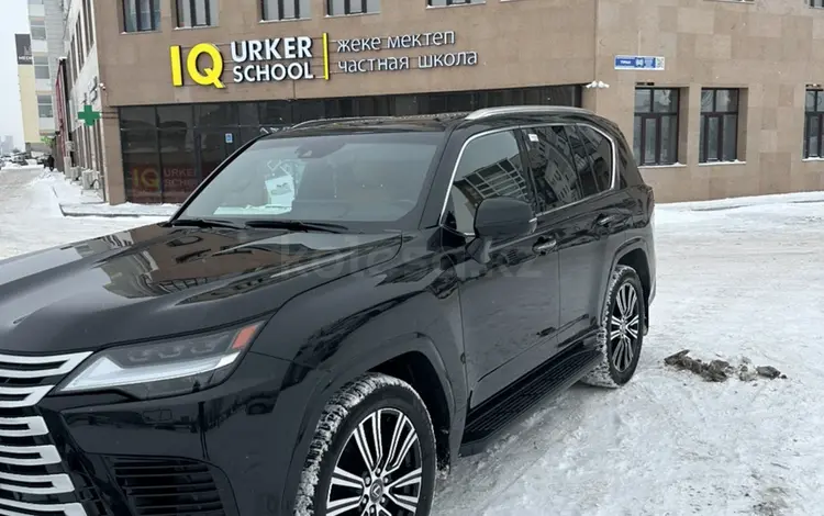 Lexus LX 600 2022 года за 75 000 000 тг. в Астана