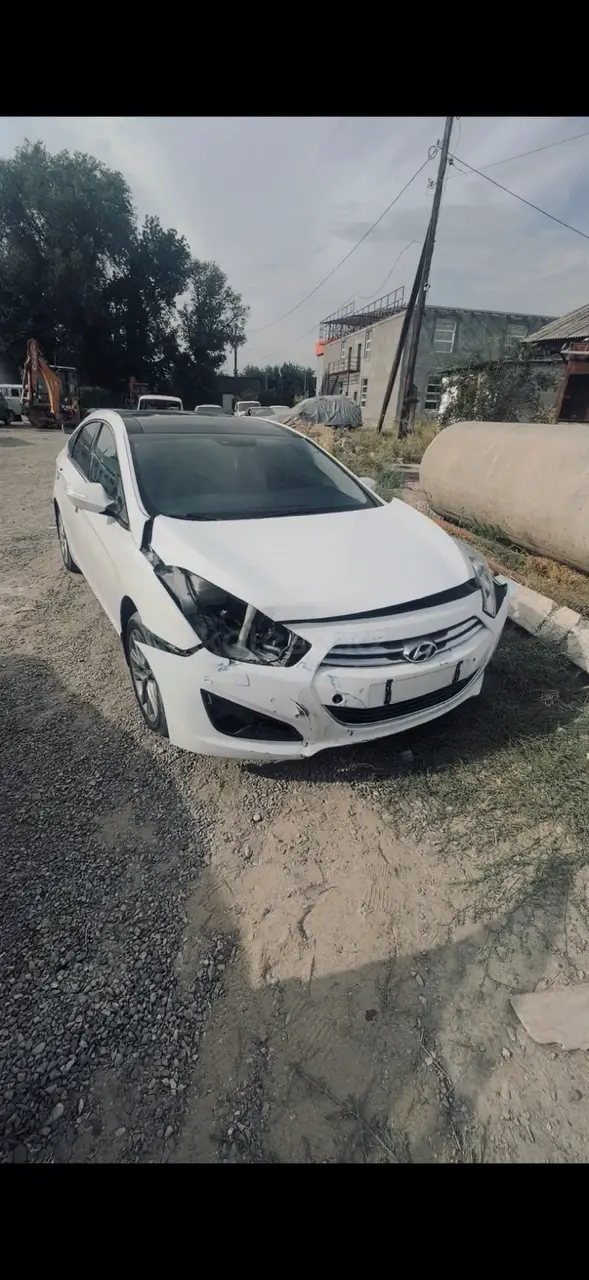 Hyundai i40, 2014