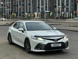 Toyota Camry 2021 годаfor15 000 000 тг. в Астана