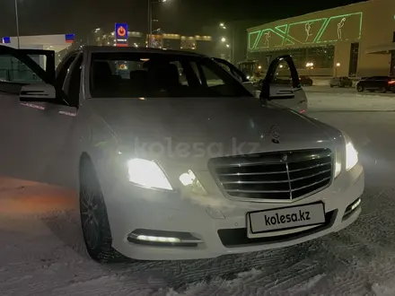 Mercedes-Benz E 200 2012 года за 10 500 000 тг. в Астана