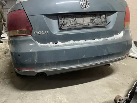 Volkswagen polo Задний бампер за 1 000 тг. в Алматы