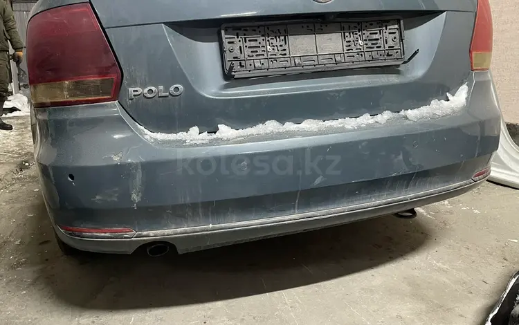 Volkswagen polo Задний бампер за 1 000 тг. в Алматы