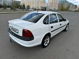 Opel Vectra 1997 года за 990 000 тг. в Караганда – фото 4