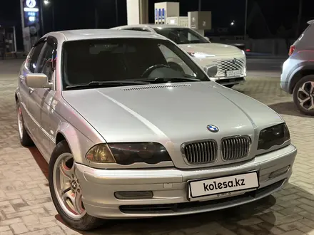 BMW 325 1999 года за 3 500 000 тг. в Алматы – фото 3