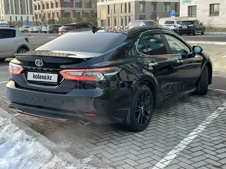 Toyota Camry 2019 года за 14 300 000 тг. в Астана – фото 5