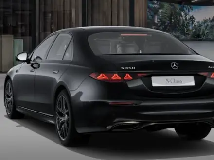 Mercedes-Benz S 580 4MATIC 2026 года за 134 000 000 тг. в Алматы – фото 4