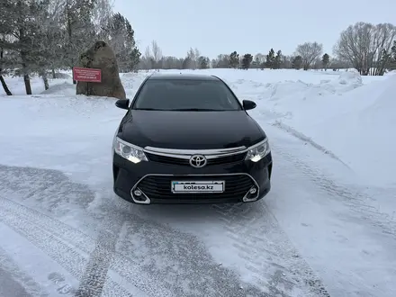 Toyota Camry 2017 года за 11 700 000 тг. в Астана – фото 3