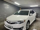 Toyota Camry 2014 годаүшін7 700 000 тг. в Астана – фото 2