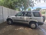 Honda CR-V 1996 года за 2 300 000 тг. в Тараз – фото 2