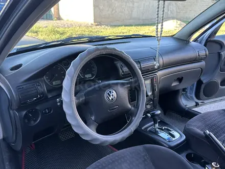 Volkswagen Passat 2003 года за 2 800 000 тг. в Шымкент – фото 19