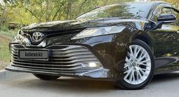 Toyota Camry 2018 годаүшін13 900 000 тг. в Алматы