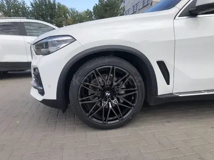 Диски R21 BMW M COMPETITION стиль для BMW БМВ за 755 000 тг. в Алматы – фото 19
