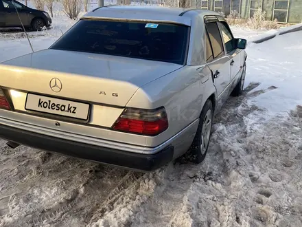 Mercedes-Benz E 230 1991 года за 2 000 000 тг. в Астана – фото 5