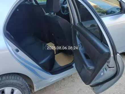 Toyota Corolla 2004 года за 3 500 000 тг. в Актобе – фото 17