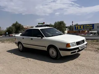 Audi 80