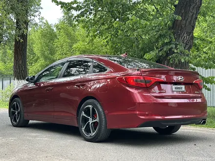Hyundai Sonata 2015 года за 4 300 000 тг. в Уральск – фото 8