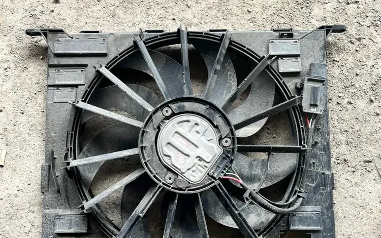 Вентилятор радиатора BMW G30/G11/G12 за 140 000 тг. в Астана