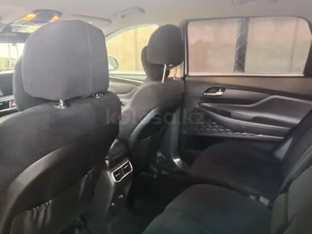 Hyundai Santa Fe 2021 года за 13 000 000 тг. в Шымкент – фото 7