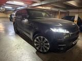 Land Rover Range Rover Sport 2022 года за 72 000 000 тг. в Алматы – фото 4