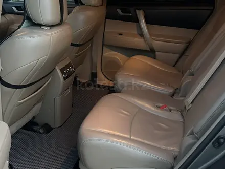 Toyota Highlander 2011 года за 8 400 000 тг. в Актау – фото 14