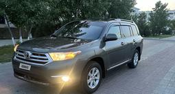 Toyota Highlander 2011 года за 8 400 000 тг. в Актау