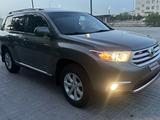 Toyota Highlander 2011 года за 8 400 000 тг. в Актау – фото 3