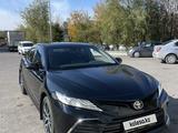 Toyota Camry 2021 годаfor17 100 000 тг. в Шымкент – фото 3