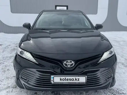 Toyota Camry 2019 года за 15 500 000 тг. в Караганда