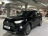 Toyota RAV4 2022 годаүшін21 000 000 тг. в Караганда