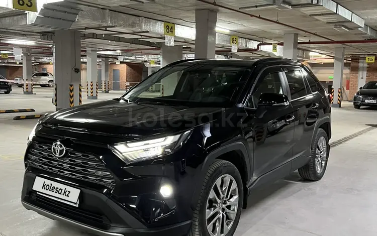 Toyota RAV4 2022 годаүшін20 500 000 тг. в Караганда