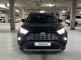 Toyota RAV4 2022 года за 20 500 000 тг. в Караганда – фото 2